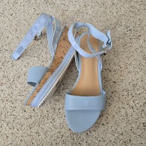 Nautica Women's Light Blue Sandals